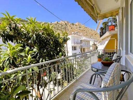 Under The Castle Apartment Nafplio Luaran gambar